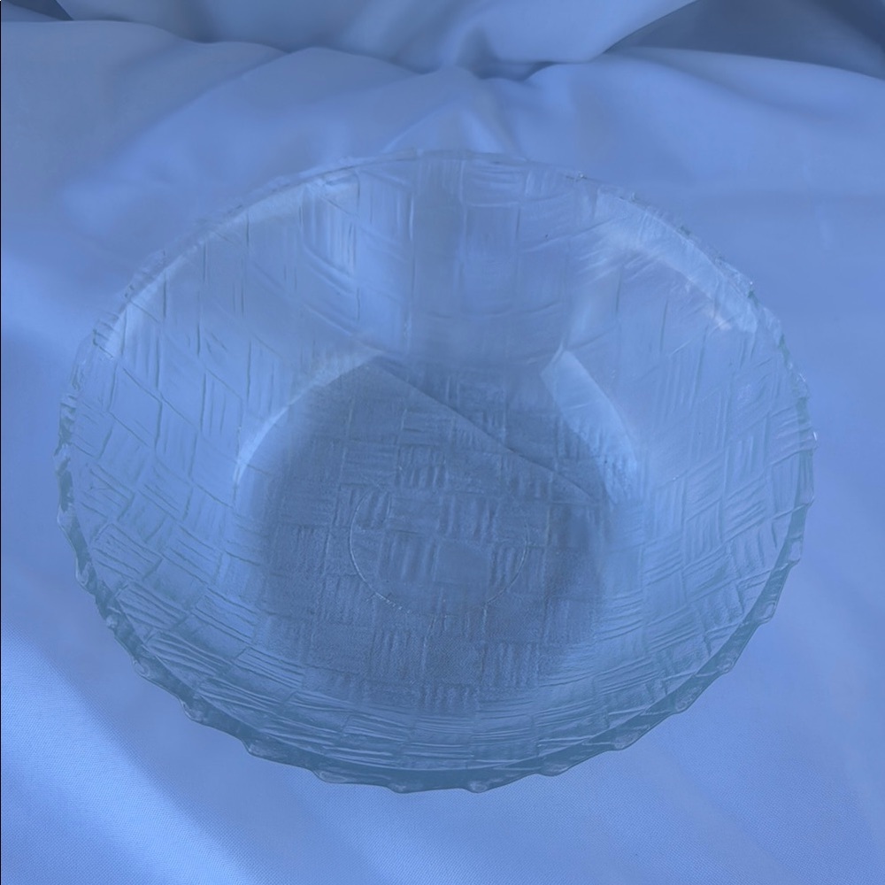 VTG Indiana Glass Elegant Clear Glass Bowl with a Basketweave Pattern